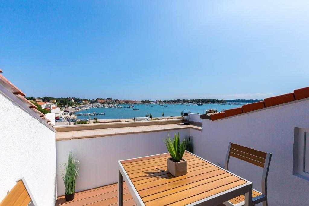 Armani Apartment Μεντουλίν Εξωτερικό φωτογραφία